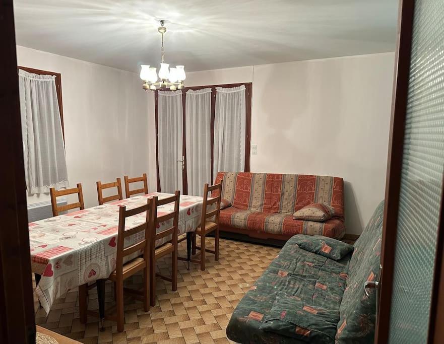 Villa Vaste Au Coeur De La Pinede *